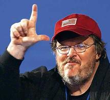 Michael Moore demande à Obama de ne pas envoyer de renforts en Afghanistan