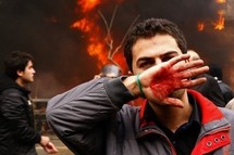 Les manifestants de l'opposition "valets de l'ennemi", selon le gouvernement Les manifestants de l'opposition "valets de l'ennemi", selon le gouvernement