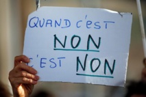 Des centaines de manifestants contre les violences sexuelles Des centaines de manifestants contre les violences sexuelles