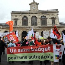 Grèves jeudi dans l'enseignement, les hôpitaux ou les collectivités locales