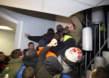 Raffinerie Total Dunkerque: des salariés occupent les locaux de la direction Raffinerie Total Dunkerque: des salariés occupent les locaux de la direction