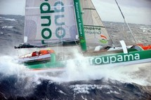 Trophée Jules-Verne - Cammas et Groupama au point de non retour