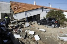 Tempête: 50 morts au dernier bilan, le président Sarkozy sur place