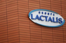Lactalis: Des familles envisagent de poursuivre les distributeurs