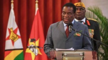 Le président du Zimbabwe annonce des élections dans les quatre à cinq prochains mois Le président du Zimbabwe annonce des élections dans les quatre à cinq prochains mois