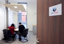 L'écart se creuse avec les Français les plus riches L'écart se creuse avec les Français les plus riches