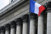 La Bourse de Paris en recul, l'aérien et les banques souffrent La Bourse de Paris en recul, l'aérien et les banques souffrent