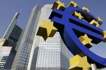 La BCE prend une mesure inédite pour soulager la Grèce et les banques La BCE prend une mesure inédite pour soulager la Grèce et les banques