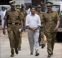 Le Sri Lanka gracie un journaliste tamoul, condamné à 20 ans de prison