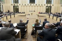 Crise grecque: les députés allemands donnent leur feu vert à l'aide Crise grecque: les députés allemands donnent leur feu vert à l'aide