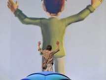 Microsoft dévoile son système de jeux vidéo sans manette "Kinect" Microsoft dévoile son système de jeux vidéo sans manette "Kinect"