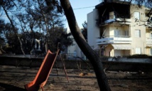 Incendies en Grèce: les recherches se poursuivent, 81 morts