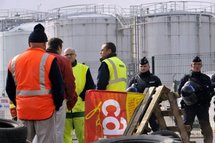 Carburant: les transporteurs routiers demandent le déblocage prioritaire des stocks