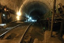 Chine: 20 morts, 17 mineurs piégés après une explosion dans une mine de charbon Chine: 20 morts, 17 mineurs piégés après une explosion dans une mine de charbon