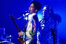 Concert de Prince: un homme inculpé d'escroquerie en Suisse Concert de Prince: un homme inculpé d'escroquerie en Suisse