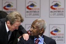 Bernard Kouchner et Abdou Diouf