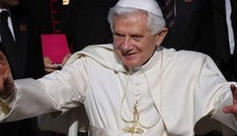 Sida: l'OMS salue les propos du pape sur le préservatif Sida: l'OMS salue les propos du pape sur le préservatif