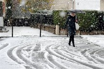 Difficultés de circulation en France dues à la neige Difficultés de circulation en France dues à la neige