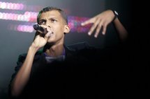 Stromae: "ma musique est une façon de dire qu'on est tous des cas sociaux" Stromae: "ma musique est une façon de dire qu'on est tous des cas sociaux"