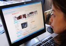 Pour Noël, une Chinoise s'offre un jeune patron de l'internet Pour Noël, une Chinoise s'offre un jeune patron de l'internet