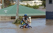 Inondations en Australie: évacuations de force, des milliers de sinistrés Inondations en Australie: évacuations de force, des milliers de sinistrés