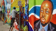 Une fresque murale à Miami en mémoire des victimes du séisme en Haïti Une fresque murale à Miami en mémoire des victimes du séisme en Haïti