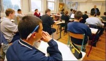 Les lycéens peuvent commencer à faire leurs choix pour l'après-bac Les lycéens peuvent commencer à faire leurs choix pour l'après-bac