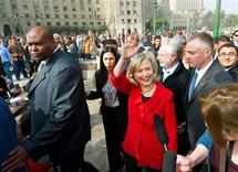 Hillary Clinton sur la place Tahrir au Caire