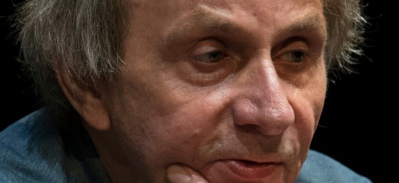 Houellebecq chante les louanges de Trump dans un magazine américain Houellebecq chante les louanges de Trump dans un magazine américain