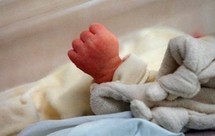 Allemagne: naissance du bébé le plus prématuré au monde Allemagne: naissance du bébé le plus prématuré au monde