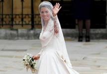 La robe de mariée, l'autre vedette de la noce de William et de Kate La robe de mariée, l'autre vedette de la noce de William et de Kate