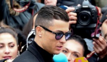 Ronaldo solde son contentieux avec le fisc pour 18,8 millions d'euros Ronaldo solde son contentieux avec le fisc pour 18,8 millions d'euros