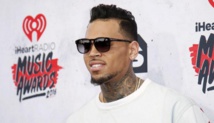 Accusé de viol, le chanteur Chris Brown en garde à vue à Paris