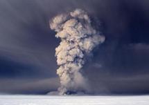 Volcan islandais: pas d'activité depuis 02H00 GMT, panache quasi disparu Volcan islandais: pas d'activité depuis 02H00 GMT, panache quasi disparu