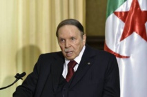Algérie: Bouteflika perd le soutien de groupes liés à la guerre d'indépendance