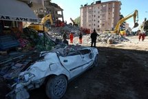 Nouveau séisme en Turquie: au moins sept morts Nouveau séisme en Turquie: au moins sept morts