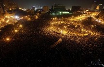 La place Tahrir s'embrase malgré la démission du gouvernement