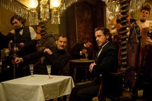 "Sherlock Holmes 2" prend la tête du box-office nord-américain "Sherlock Holmes 2" prend la tête du box-office nord-américain