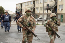 Afrique du Sud: pour lutter contre les gangs, l'armée se déploie au Cap