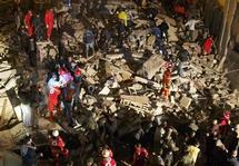 Un vieil immeuble s'effrondre à Beyrouth: au moins 13 morts Un vieil immeuble s'effrondre à Beyrouth: au moins 13 morts