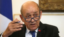 Arabie: Paris n'a pas d'information sur l'origine présumée des drones, dit Le Drian Arabie: Paris n'a pas d'information sur l'origine présumée des drones, dit Le Drian