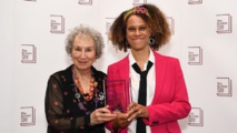 Margaret Atwood et Bernardine Evaristo remportent le Booker Prize Margaret Atwood et Bernardine Evaristo remportent le Booker Prize