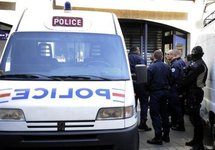 Agression dans une mosquée en France: un mort, un blessé grave Agression dans une mosquée en France: un mort, un blessé grave