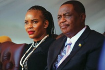Zimbabwe: l'épouse du vice-président arrêtée pour fraude Zimbabwe: l'épouse du vice-président arrêtée pour fraude