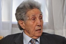 Décès à 95 ans d'Ahmed Ben Bella, premier président de l'Algérie indépendante