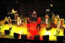 Le groupe espagnol "Mr.Kilombo" en concert à Alger Le groupe espagnol "Mr.Kilombo" en concert à Alger
