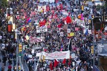 Des milliers de manifestants dénoncent aux Etats-Unis les inégalités Des milliers de manifestants dénoncent aux Etats-Unis les inégalités