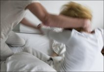 Deux ans de prison ferme pour un mari accusé du viol de sa femme Deux ans de prison ferme pour un mari accusé du viol de sa femme