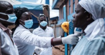 Virus: premier décès à Kinshasa, cinq nouveaux cas