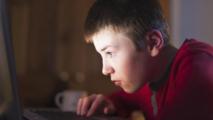 USA: les ados préfèrent voir leurs amis en vrai plutôt qu'en ligne